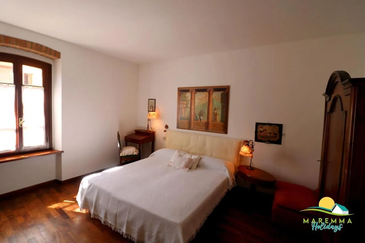 Maremma Holidays : Casa Lory Massa Marittima