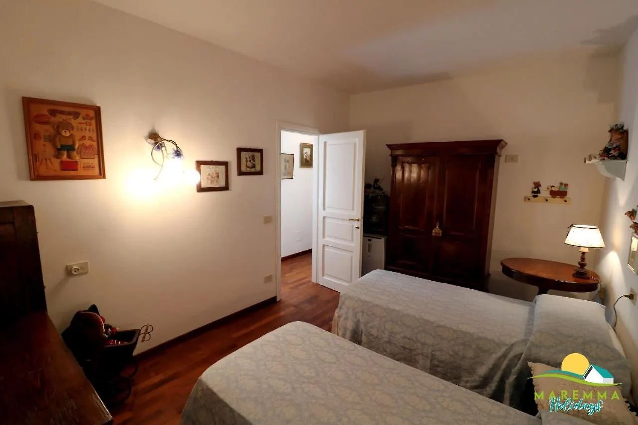 Maremma Holidays : Casa Lory Massa Marittima Italy